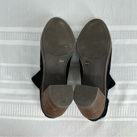 Lucky Brand size 9 Ponic Black Suede Ankle Boots Bootie - Picture 14 of 17